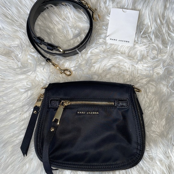 ❤️SOLD OFF PM❤️ Marc Jacobs Small Nomad Crossbody Bag - Black Nylon - Picture 2 of 4